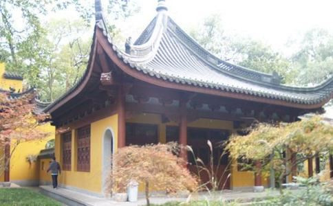 情降锁心降反噬谁，情降被反噬的原因